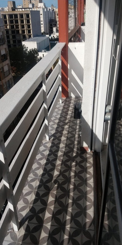 Imagen 4 de 9 de Departamento De 1 Ambiente A La Calle C/ Balcón Saliente, Muy Amplio, 32 M2, Todo A Nuevo
