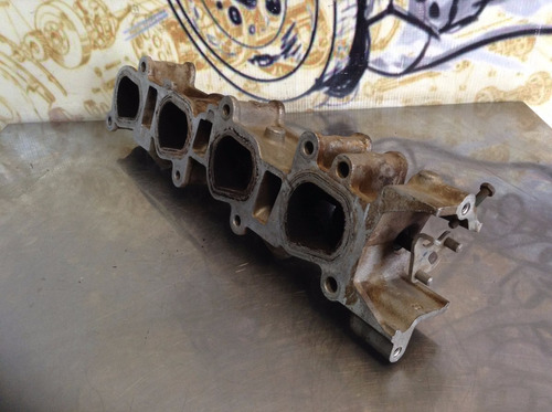 Colector De Admision Ford Focus Split Port 2.0 Mod: 00-04