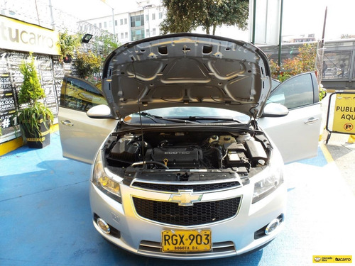 Imagen 14 de 25 de Chevrolet Cruze
