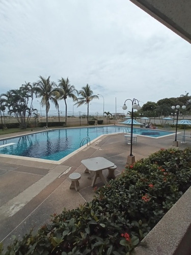 Imagen 12 de 16 de Alquilo Apto Vacacional 63m2 2h/1b/1pe Los Corales 6317