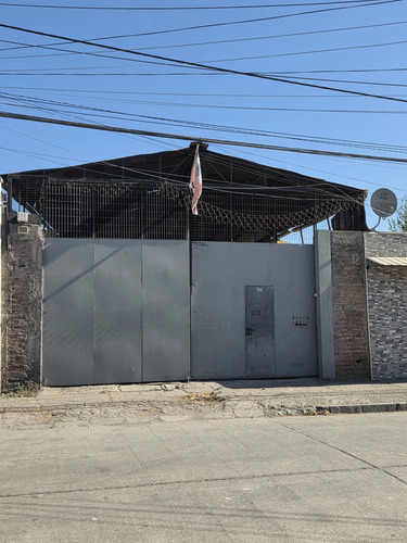 Galpón Ubicado En Un Sector Muy Tranquilo