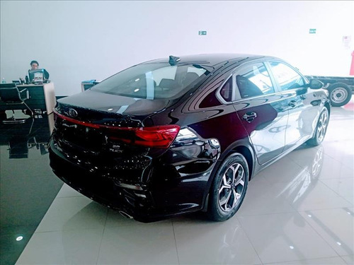 Imagem 5 de 10 de Kia Cerato 2.0 16v Ex