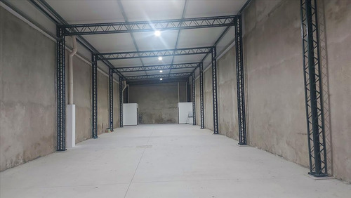 Imagen 4 de 18 de Local Comercial Villa Muñoz Con Contrato Alquiler 5 Años Cw178650