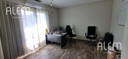 Campo Daromy | Casa En Venta 3 Dormitorios En Pb