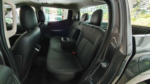 Imagem 2 de 10 de Mitsubishi L200 2.4 Triton Sport Hpe Cab. Dupla 4x4 Aut. 4p