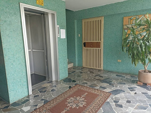Imagen 2 de 14 de Apartamento En Alquiler En Trigal Centro