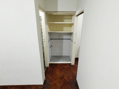Imagen 6 de 9 de Venta Departamento 2 Ambientes Con Balcón En El Barrio De Almagro Luminoso