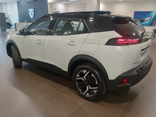Peugeot 2008 1.0T Gt