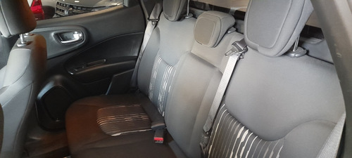 Imagen 8 de 15 de Fiat Toro 2.0 Freedom 4x2