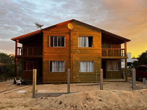 Imagen 1 de 12 de Alquiler Cabaña En La Paloma. Playa Serena A 100 De La Costa