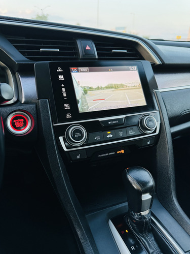 Honda Civic TOURING TURBO