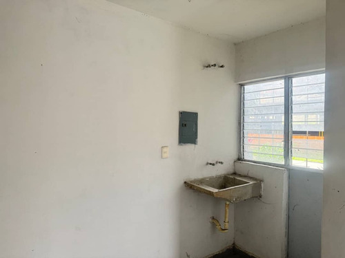 En Venta Apartamento En Obra Blanca En El Conjunto Residencial Monte Mayor, San Diego Estado Carabobo / Emer.