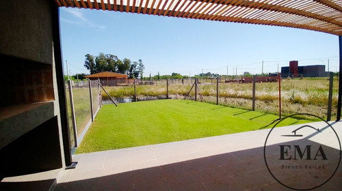 Venta Casa 2 Dormitorios Villa Amelia Con Cochera