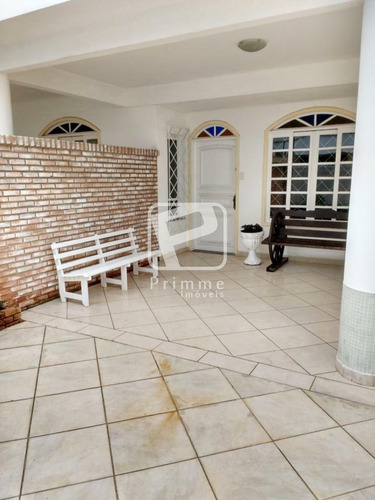Imagem 2 de 15 de Casa 6 Dormitórios A Venda Em Balneário Camboriú - 5943