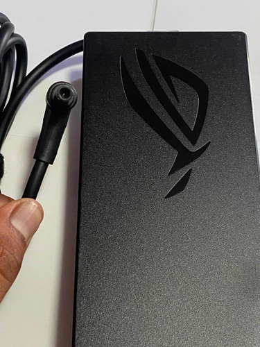 Cargador Original Asus Rog Strix 240 W 12a 20v
