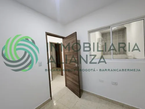 Apartamento En Arriendo En Junin I. Cod A15550