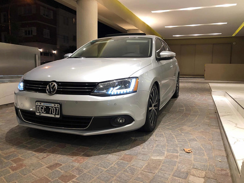 Volkswagen Vento 2.0 Sportline Tsi 200cv Bi-xenon Dsg 2014