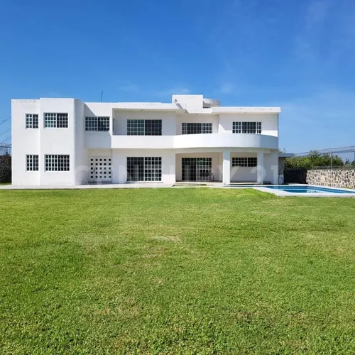 Casa Con Alberca En Venta, Oaxtepec, Morelos