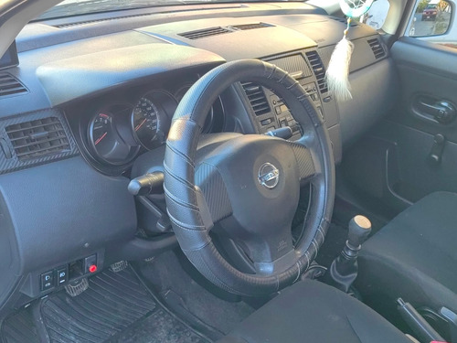 Nissan Tiida 1.8 Sense Sedan Mt