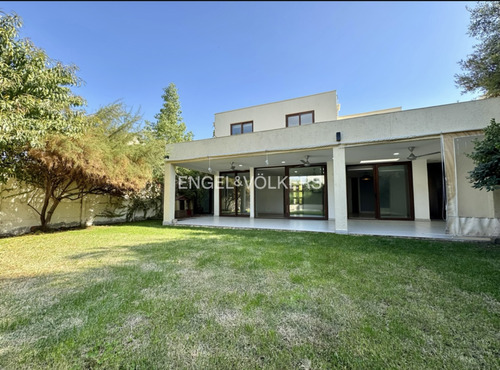 Arriendo, Casa En Santa Elena