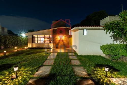 Imagen 3 de 24 de Casa Amueblada De 1 Nivel Con Amplio Jardín En Jurica