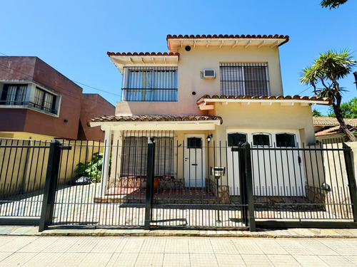 Casa En Venta En Victoria!