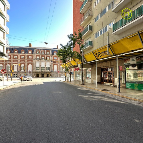 2 Ambientes En El Centro De Mar Del Plata - Restaurado A Nuevo