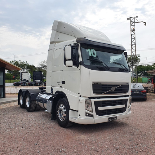 Imagem 2 de 11 de Volvo Fh440 Cavalo Trucado 6x2 Ano 2010 - Fh 440 Ishift