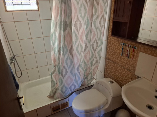 Casa En Calle La Pinta - Sitio De 350 M2