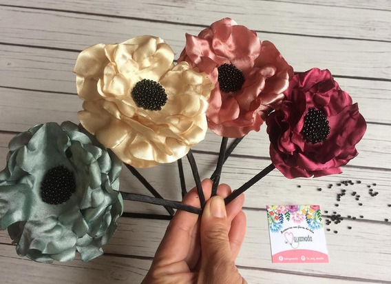 Vinchas Con Flores De Raso Bordadas Con Canutillo | MercadoLibre Vinchas Con Flores De Raso Bordadas Con Canutillo | MercadoLibre