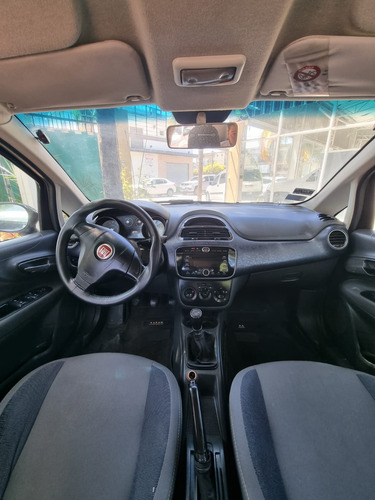 Fiat Punto 1.4 Attractive C/radio Integrada