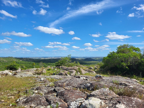 Venta Campo 1.075 Hectareas Sierras De Lavalleja