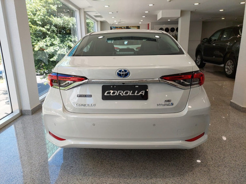 Toyota Corolla 1.8 XEI HV eCVT