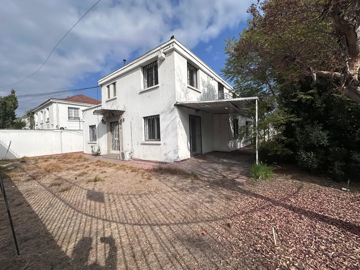 Imagen 2 de 25 de Casa Comercial En Esquina | 736 M2 De Terreno | Providencia
