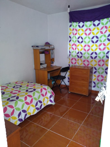 Renta Habitación Próximo A Unam, Para Mujer, Incluye Servici