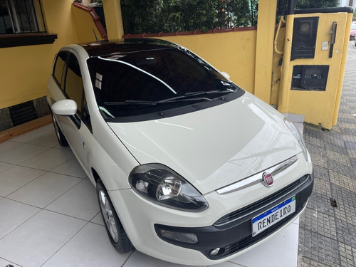 Imagem 9 de 13 de Fiat Punto Atractive Italia 1.4 Flex 2016 3 Dona Muito Novo!