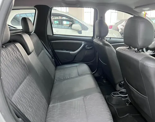 Renault Duster 2.0 Dynamique 4x2 automatica
