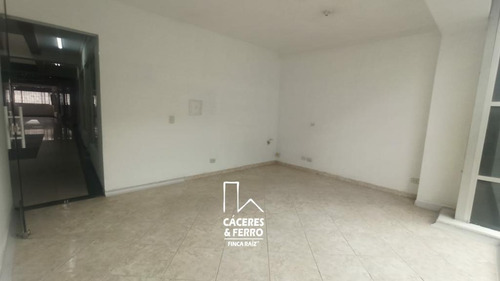 Imagen 4 de 9 de Local En Arriendo En Bogotá Ricaurte. Cod 23372