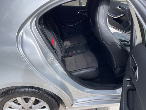 Mercedes-Benz Clase A 1.6 A 200 Urban B.efficiency 156cv