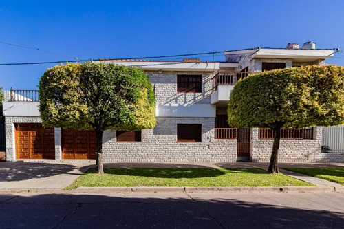 Centeno Al 800 - Venta De Casa 3 Dormitorios En Rosario