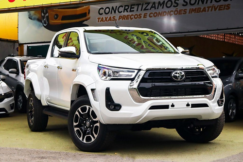 Toyota Hilux 2.8 D-4D TURBO CD SRX PLUS 4X4