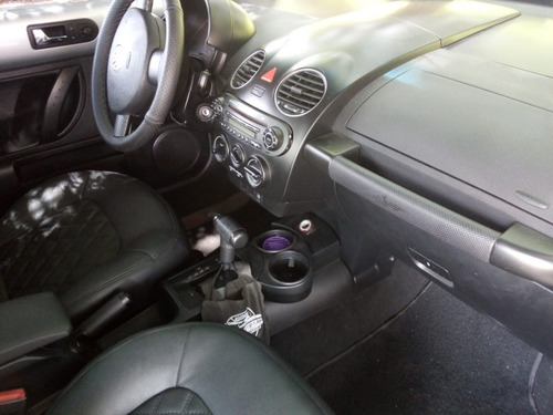 Volkswagen New Beetle 2.0 3p Automática