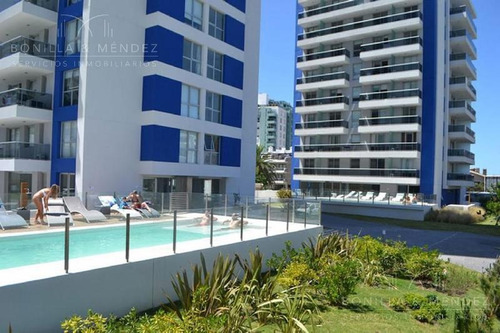 Departamento - Aidy Grill, Unidad De 1 Dormitorio Y Medio, Baño, Cocina Americana, Etc.