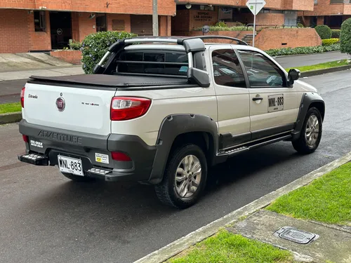 Fiat Strada 1.6 Adventure Locker Doble Cabina