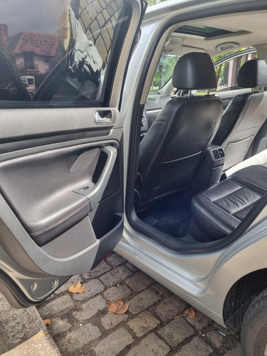 Volkswagen Vento 2.5 Luxury Tiptronic 170cv
