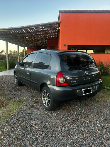 Renault Clio 1.2 Campus Pack Ii 75cv