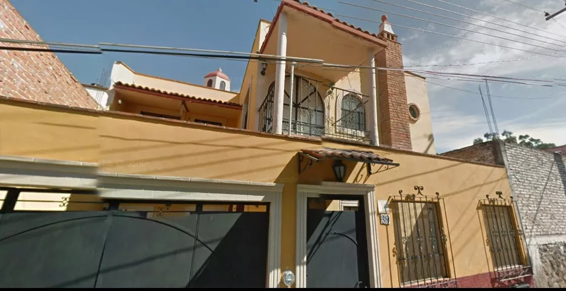Venta De Casa En Remate Bancario, Ubicada En Zeus 39, Olimpo, 37736 San Miguel De Allende, Gto.- Im