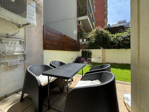 2 Ambientes En Villa Urquiza Con Jardin Propio