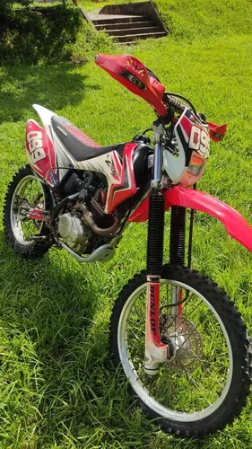 Vendo moto trilha CRF 230