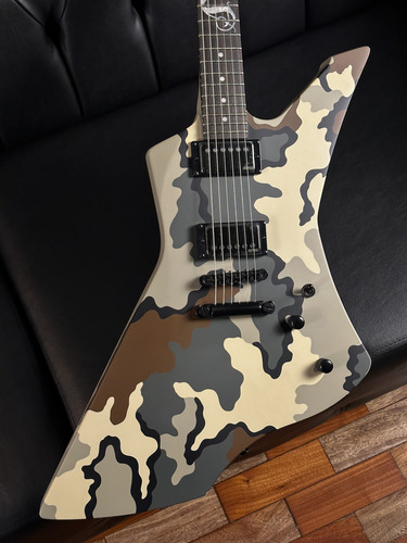 Guitarra Esp Ltd Snakebyte Camo - Kuiu Camo Satin